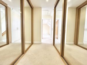 Photo 15- click for photo gallery